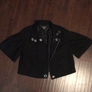 Flare 1/2 Sleeve Light Jacket